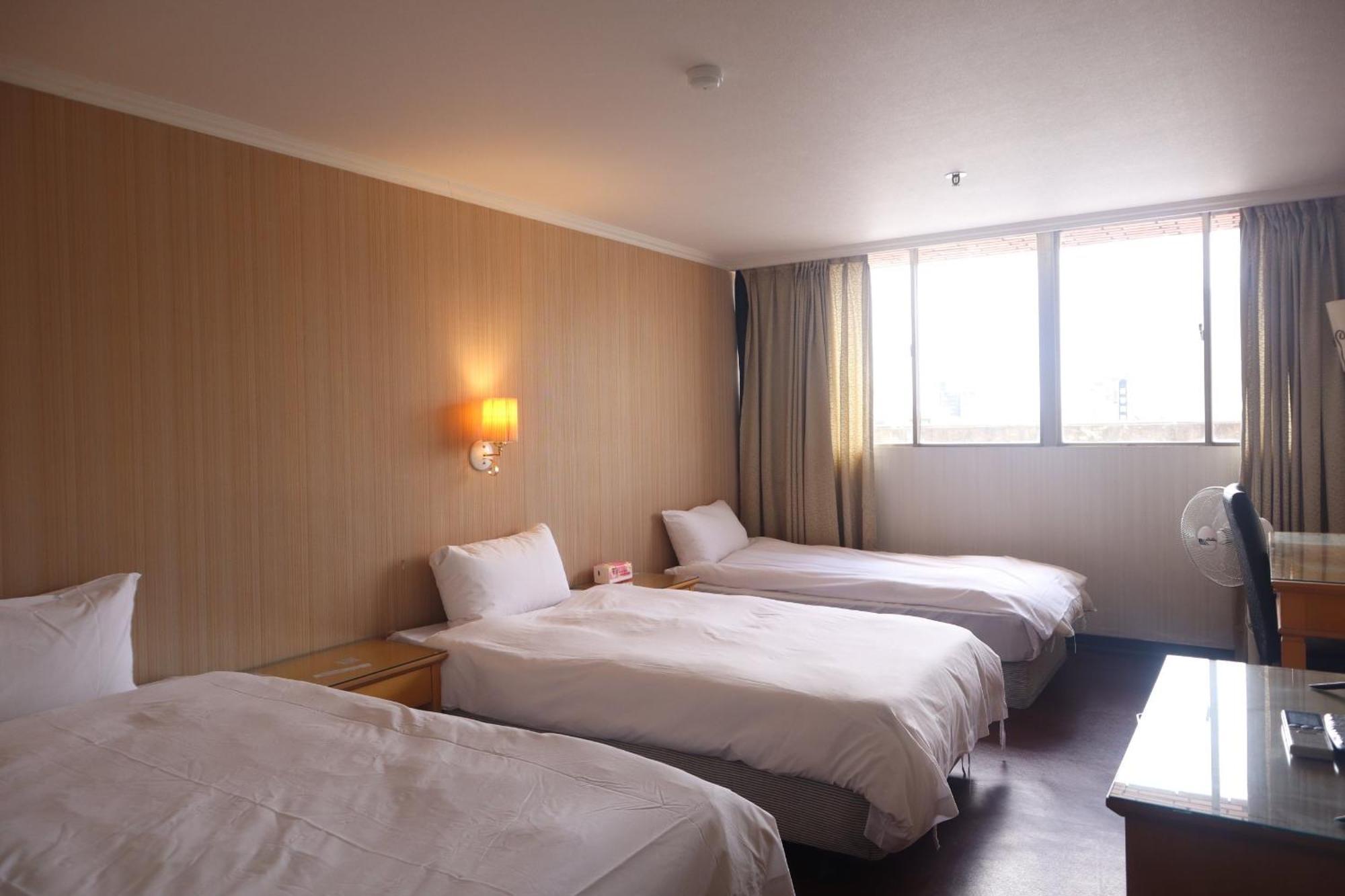 Hermes Hotel ซินจู๋ ภายนอก รูปภาพ